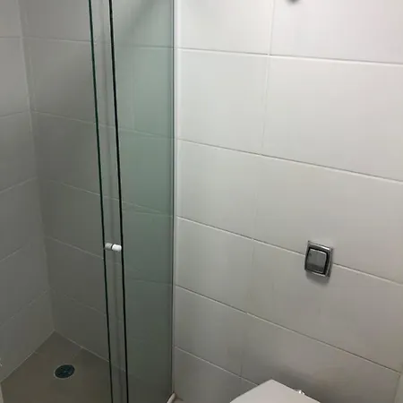 Apartamento Em Frente A Praia Martin De Sa Com Piscina. Caraguatatuba Exterior photo